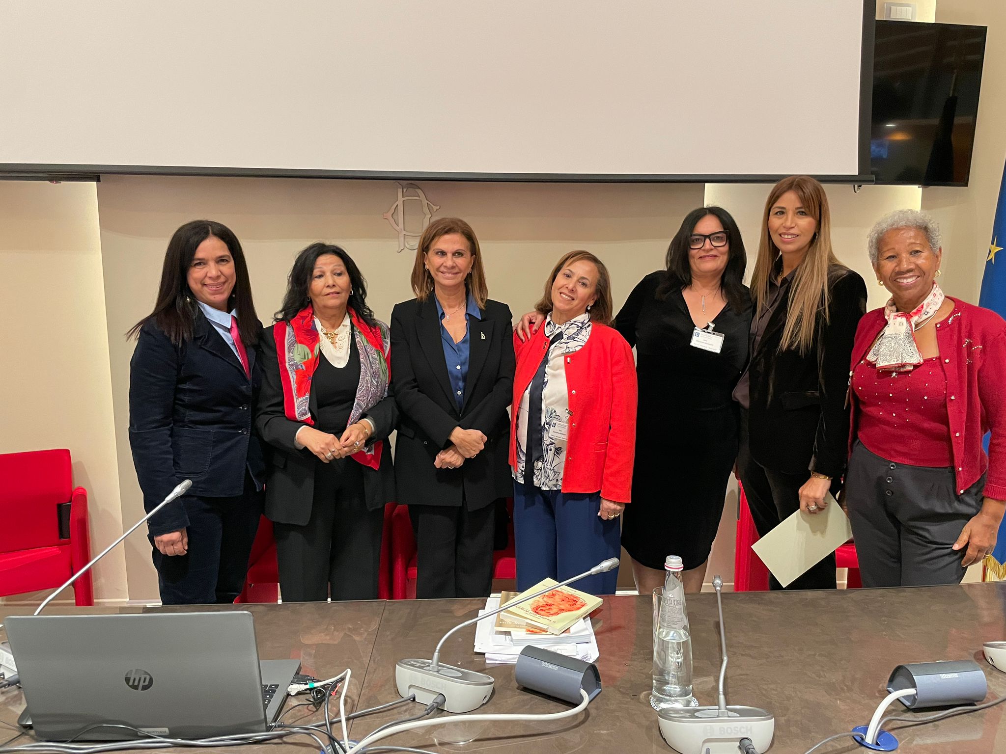 صورة من المؤتمر 9